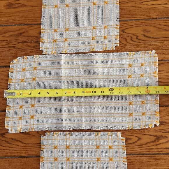 Lithuanian woven linen tablerunner and placemats new without tags - Picture 10 of 11